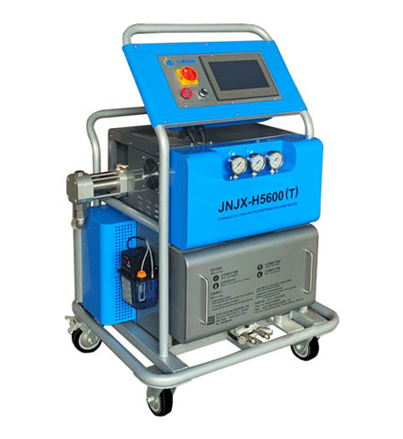小型聚脲液壓噴涂機(圖1) H5600T-PLC編程小型聚脲液壓噴涂機